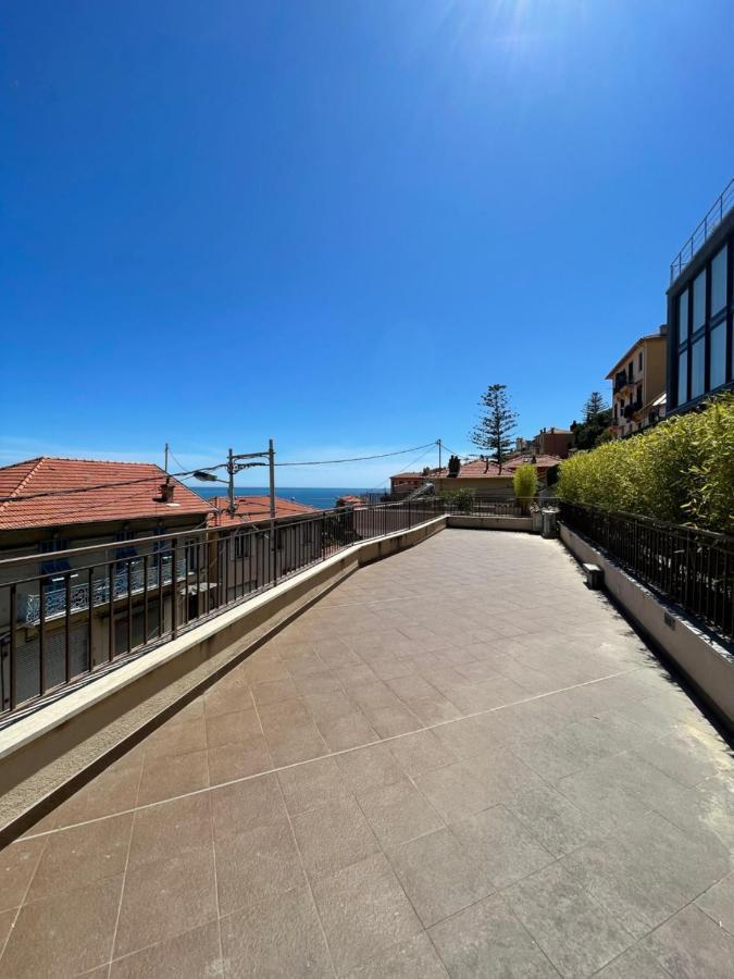 Roquebrune - Apercu Mer Exterior photo